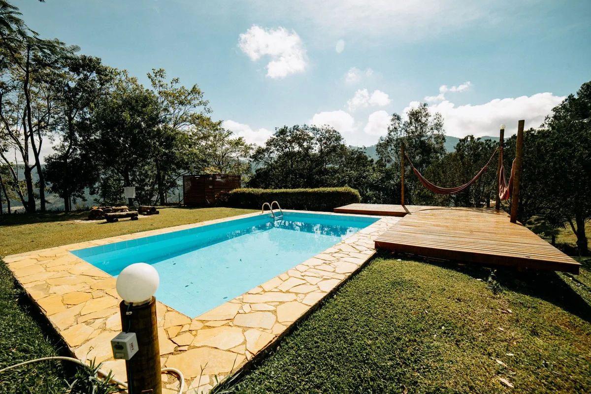 Mini-piscine en bois : le guide d'achat complet